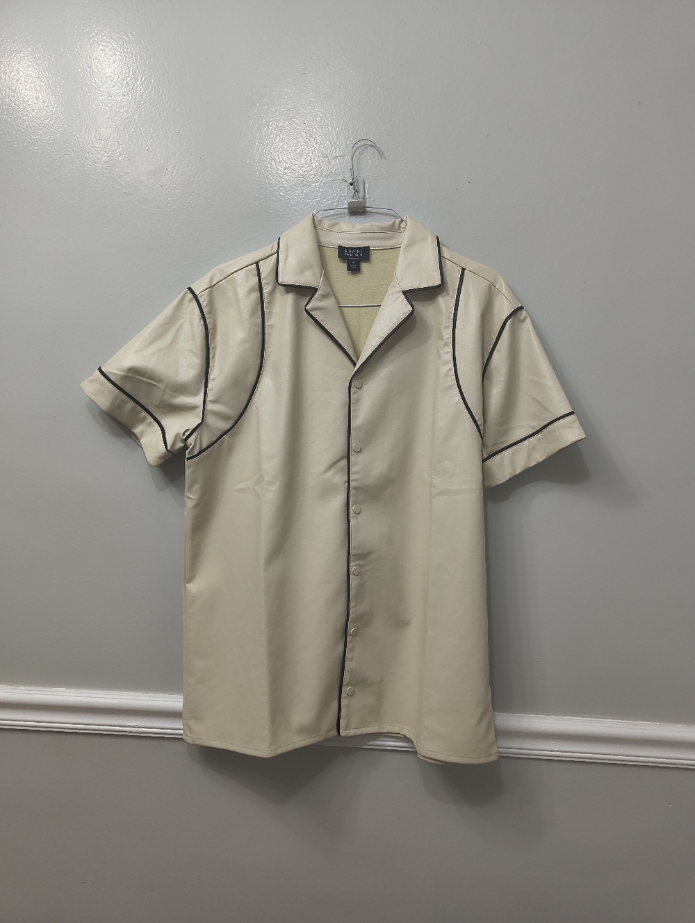 BoohooMan Men's Faux Leather Casual Short-Sleeve Shirt M  Beige Black Summer